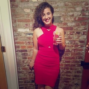 Red size 8 GUESS dress ❤️